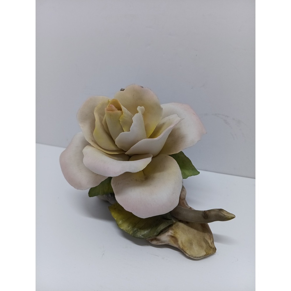 Napolean Porcelane D'Arte Italy Double Pink Rose Figurine